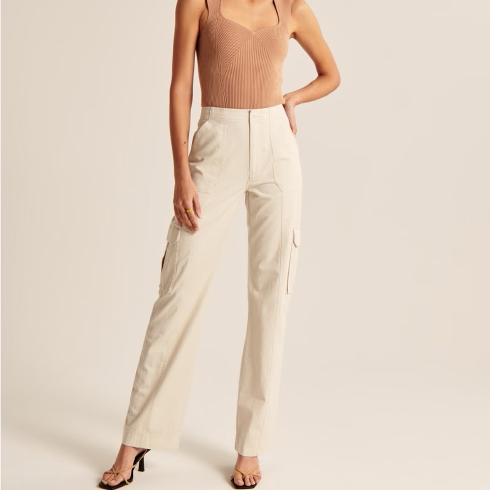Abercrombie Women’s Relaxed Cargo Pants